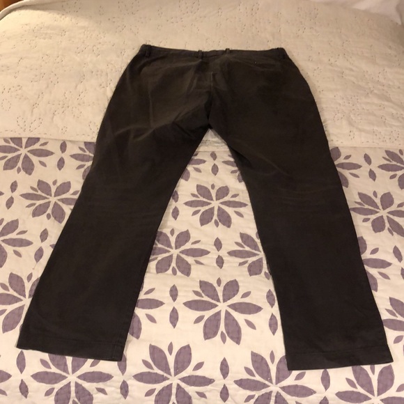 Banana Republic Vintage Straight Leg Khakis - Picture 4 of 4